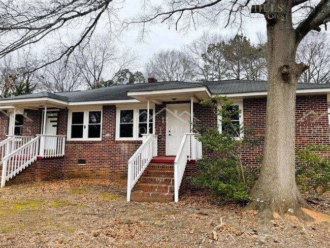 Building Photo - 3317 Berry Ln Unit B