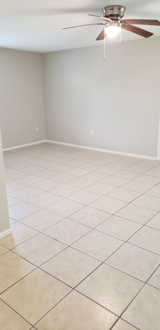 Photo - Cozy 2nd floor condo by Lake Underhill