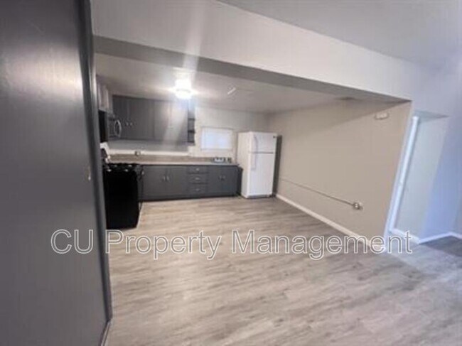 313 Cottage Ct
