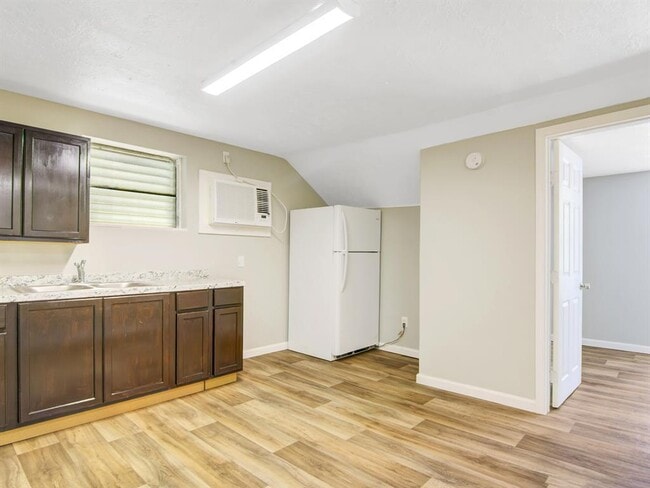 Photo - 313 N Beauregard St