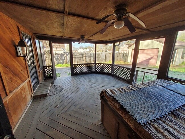 Photo - 7219 Lawn Ln