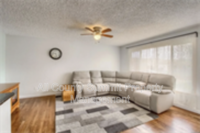 Photo - 425 S Harlan St