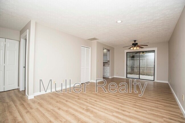 Photo - 2705 Sood Rd