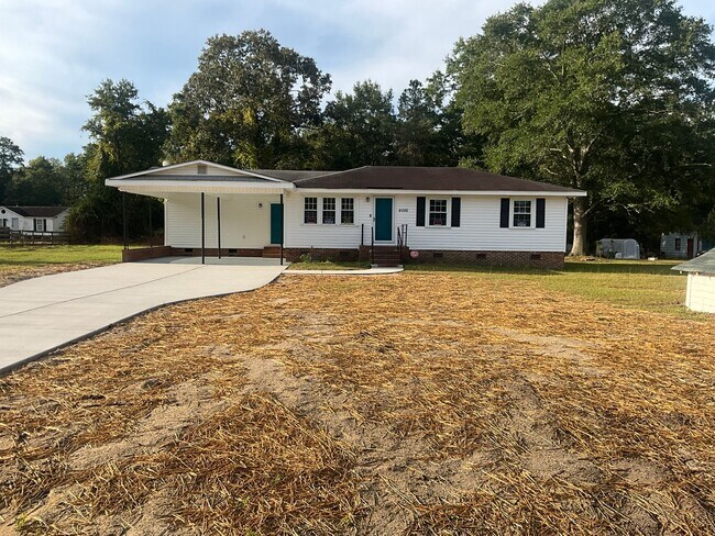 Building Photo - 4066 Hummingbird Pl Rental
