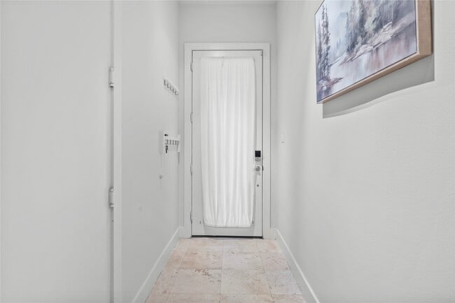 Photo - 2417 Charleston St