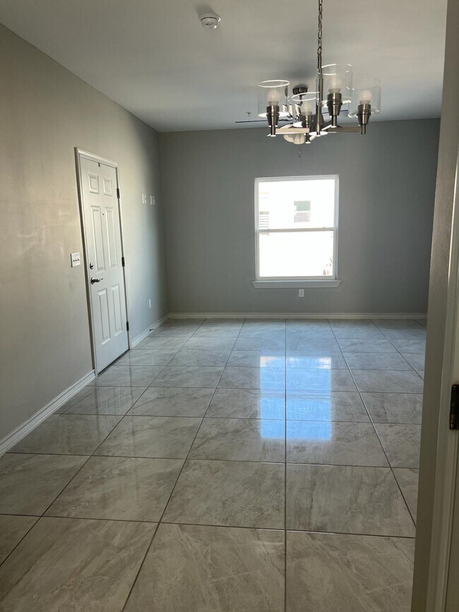 Photo - 1201 Gage Ave Unit B30