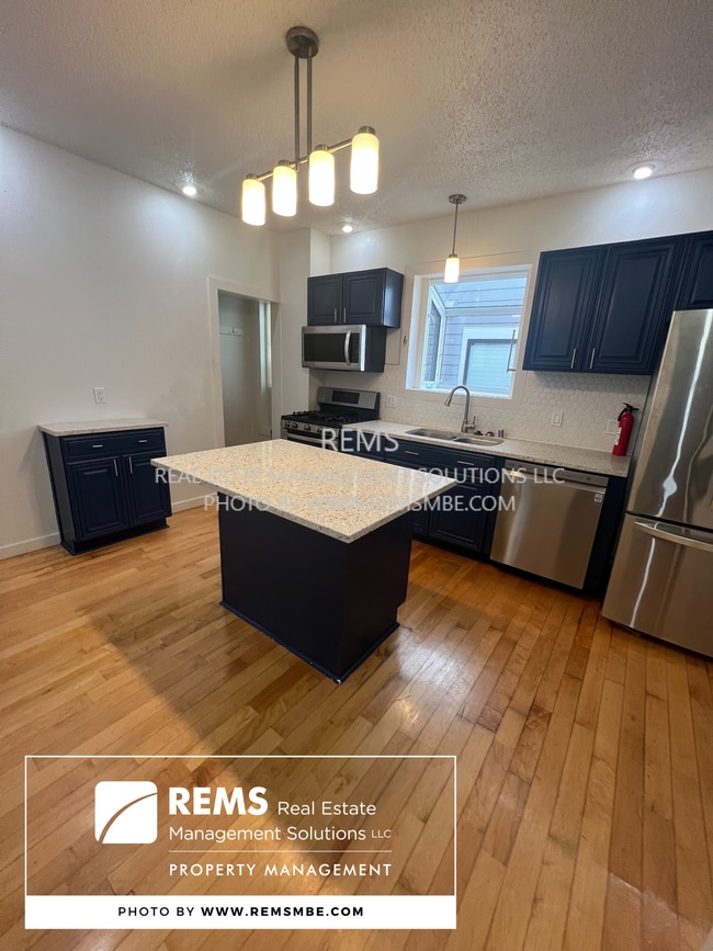 Photo - 813 Williamson St Unit #1