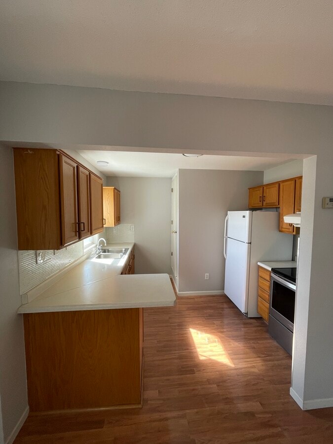Photo - 831 7th St NW House