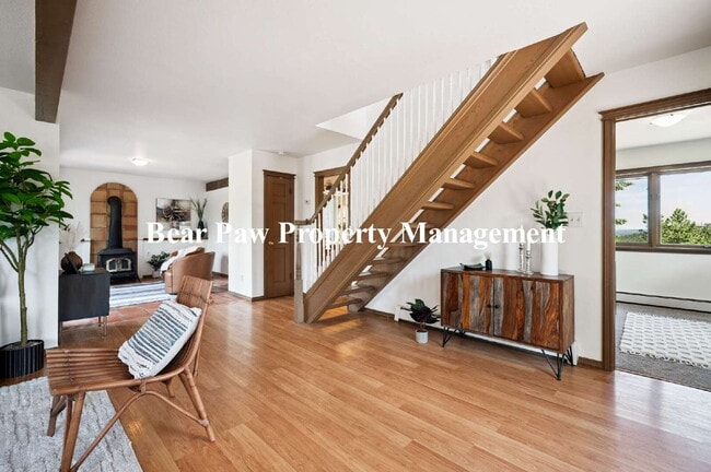 Photo - Great House in South Evergreen!! Must See!!
