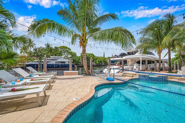 Photo - 1329 SW 12th Ct