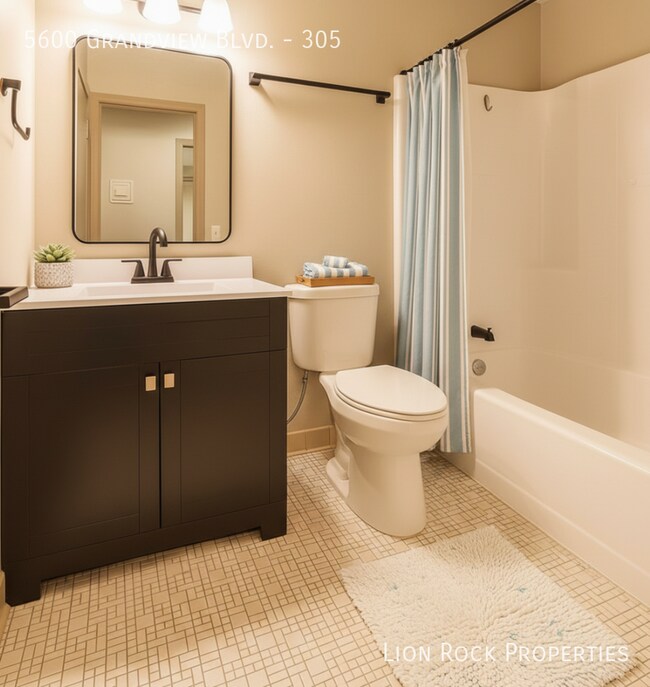 Photo - 5600 Grandview Blvd Unit 305