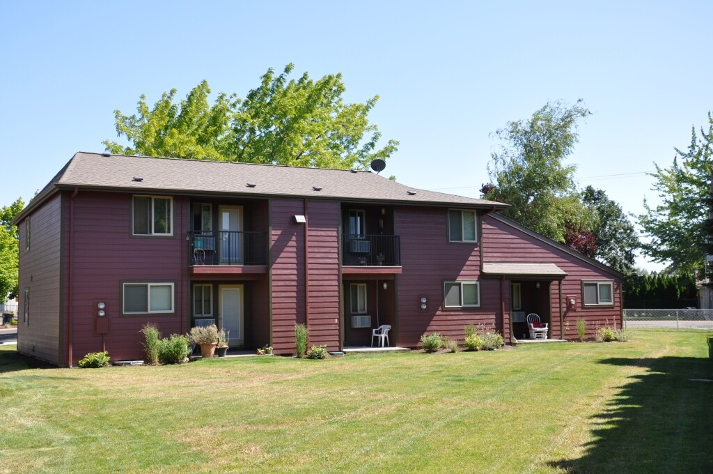 Cascade Valley Apartments - Cascade Valley Apartments