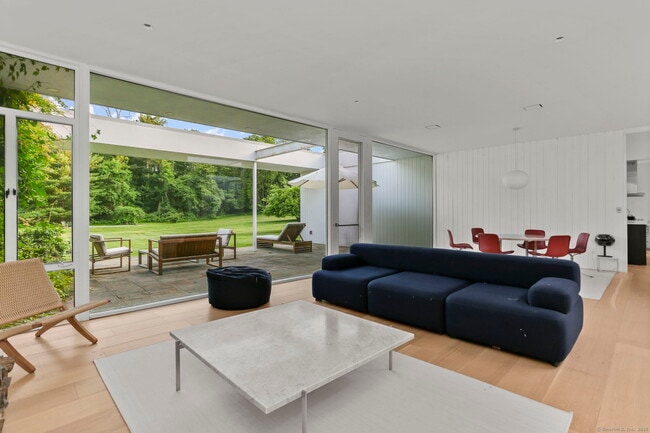 Photo - 90 Lambert Rd