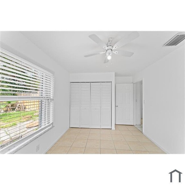 Photo - 2269 N Rock Island Rd