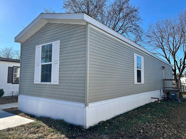 Photo - 1915 SW 12th St