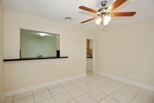 Photo - 781 SW 64th Terrace