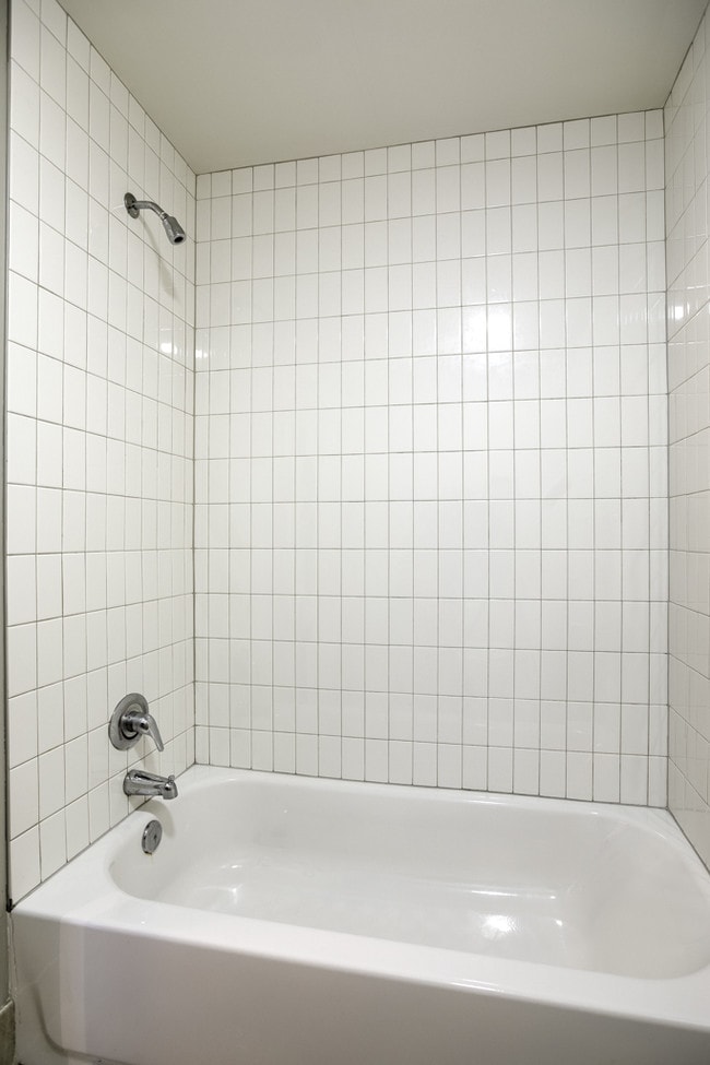 Photo - Gillham Park Row