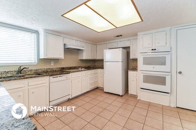 Photo - 2422 Hilton Head Dr