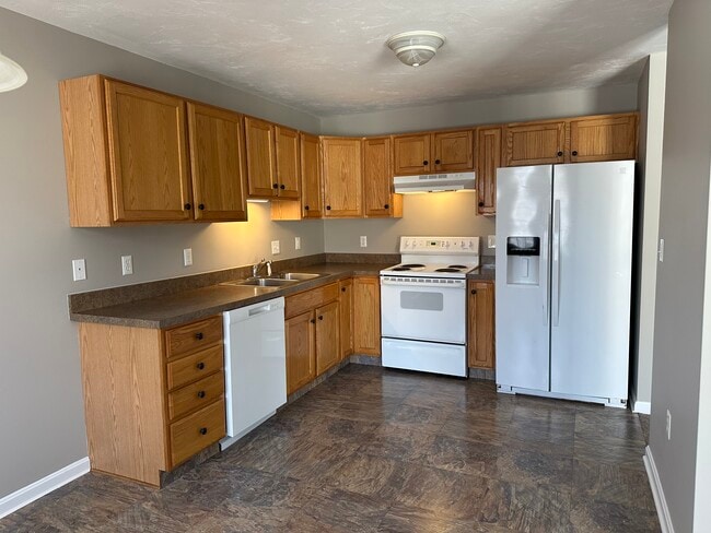 Kitchen - 188 Middle St