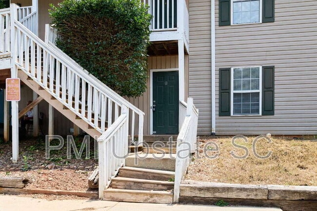 Photo - 111 Charlestowne Way Unit B