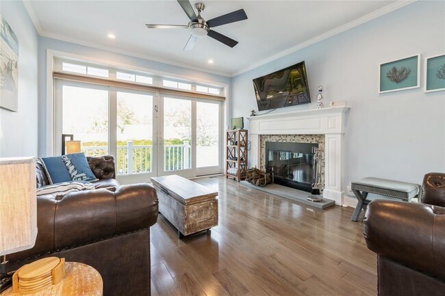 Photo - 300 Fiddler Ln