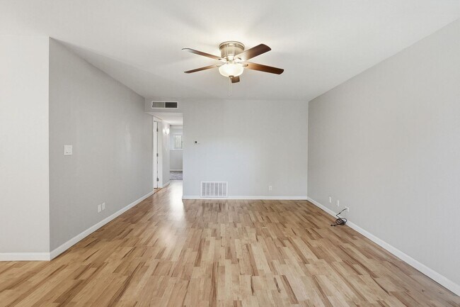 Photo - **Charming Condo Located in Central Phoenix**