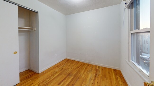 Photo - 277 Paris St Unit 3