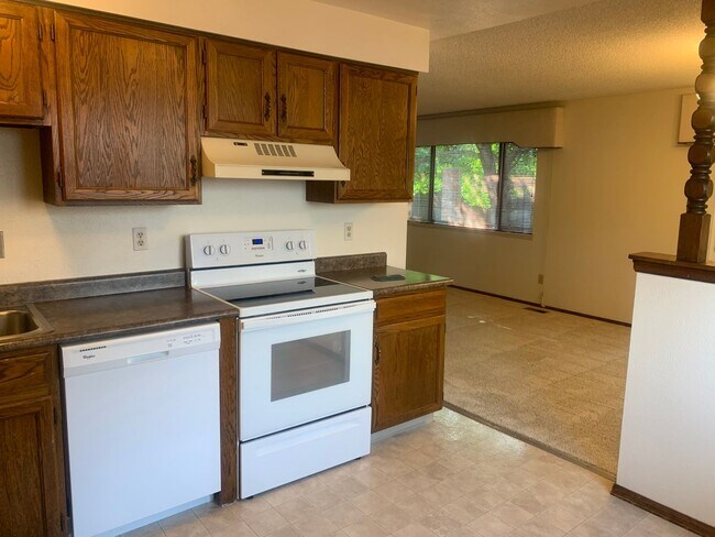 Photo - Immaculate Ranch with Large Backyard and Basement in Arvada