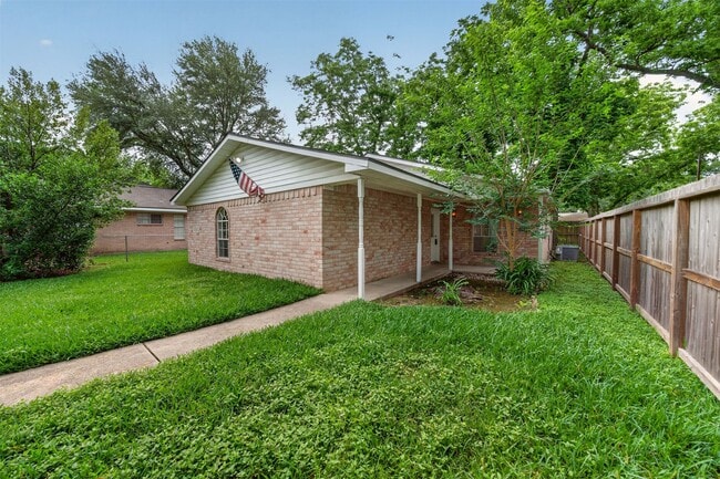 Photo - 418 Texas St