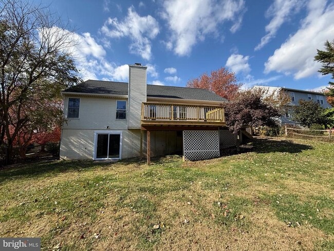 Photo - 445 Sawgrass Ct