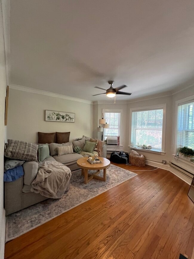 Photo - 2131 W Giddings St Unit 2A