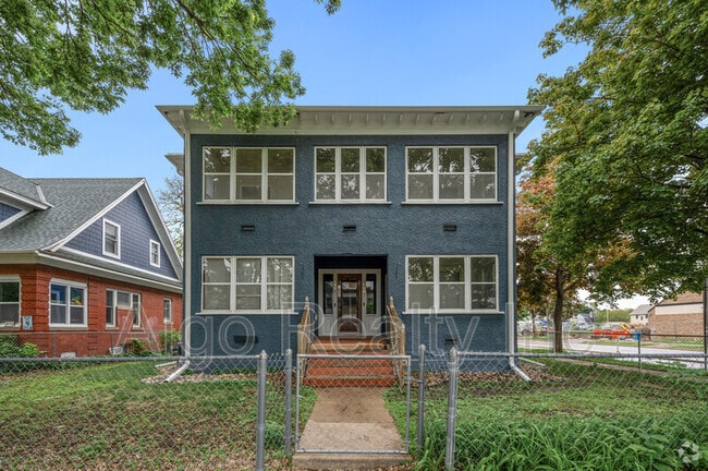 Building Photo - 3400 Elliot Ave Rental