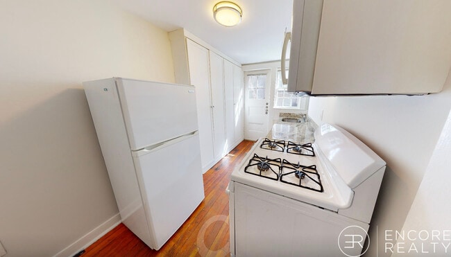 Photo - 38 Gibson St Unit 6B