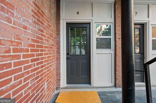 Building Photo - 360 Ponce De Leon Ave NE Unit 4