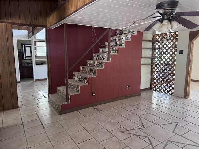 Photo - 16477 Piper Ln