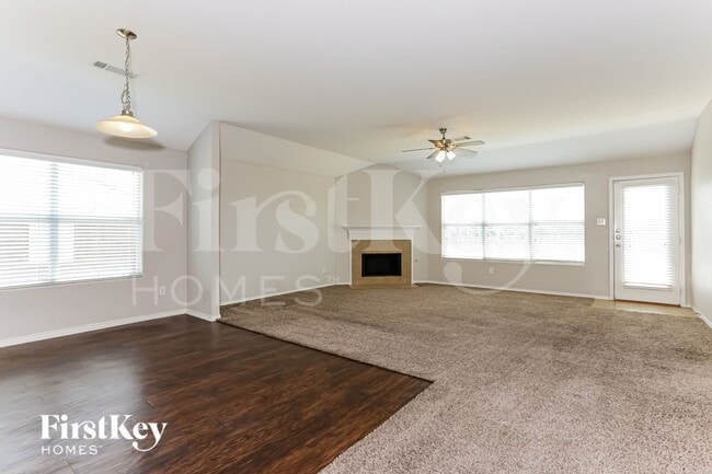1422 Waldrop Dr