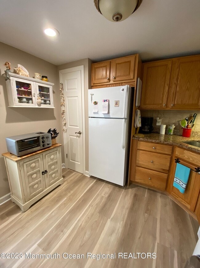 Photo - 703 SW Central Ave Unidad 105