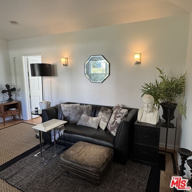 Photo - 8036 Norton Ave