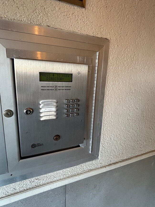 Photo - 2068 Walton Way Unidad 403