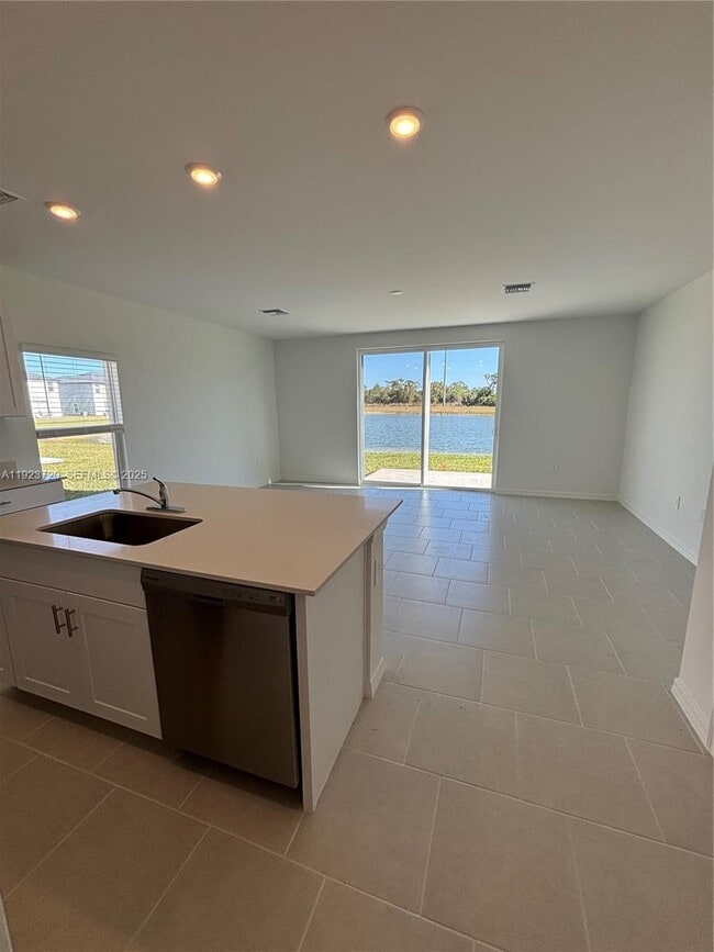 Photo - 17459 Monte Isola Wy