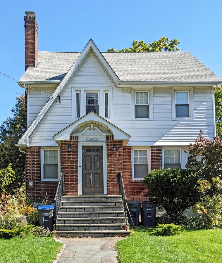Photo - 85 Smith Ave House