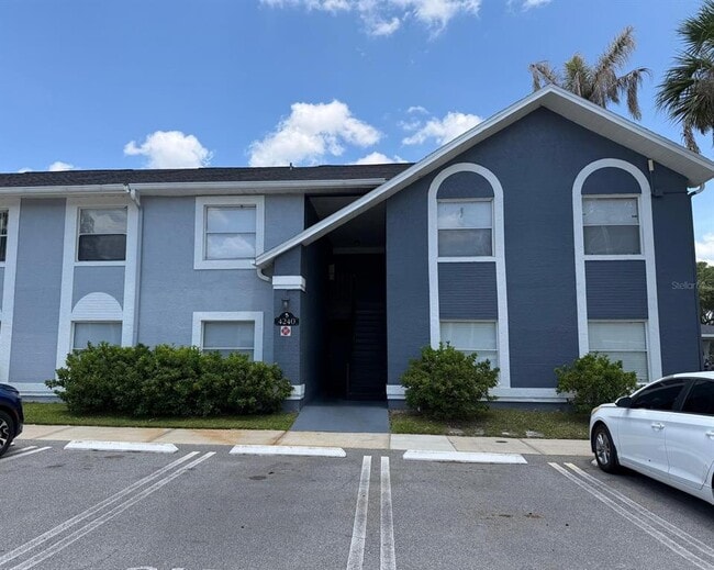 Building Photo - 4240 Pershing Pointe Pl Unit 7