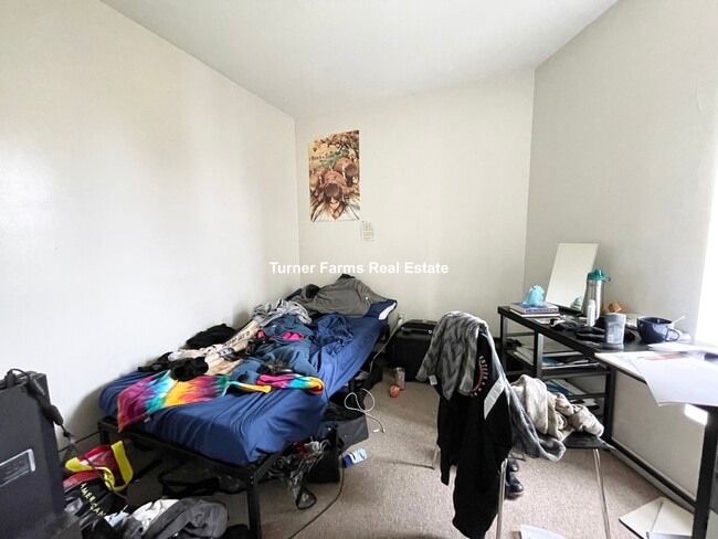 Photo - 96 Hammond St Unit 4