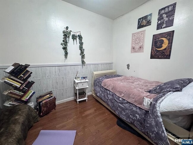 Photo - 27 66th St Unit 4