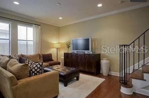 Photo - 107 S Packwood Ave