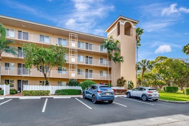 Photo - 5810 Crystal Shores Dr Unit 408