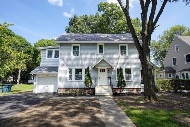 Photo - 162 Merchants Rd