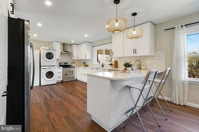 Photo - 87 Fisher Ln