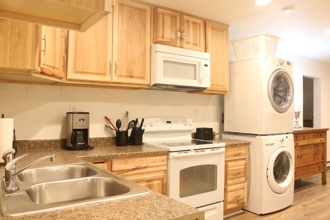 Photo - 50 Redtail Ct