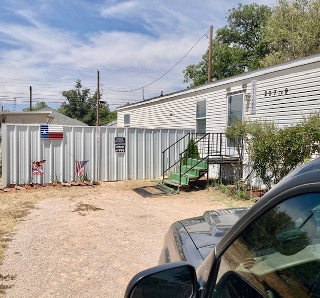 Photo - 207 NW 9th St